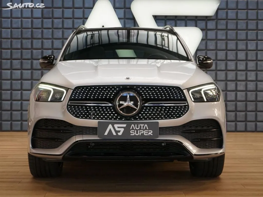 Mercedes-Benz GLE 580 4M AMG Pano Burm Tažné 360 Image 2