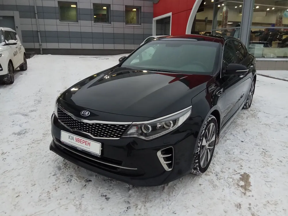 Kia Optima Image 1