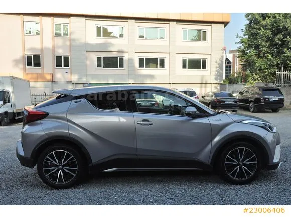 Toyota C-HR 1.8 Hybrid Dynamic Image 6